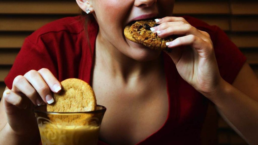 zg what causes binge eating promo image | Energy